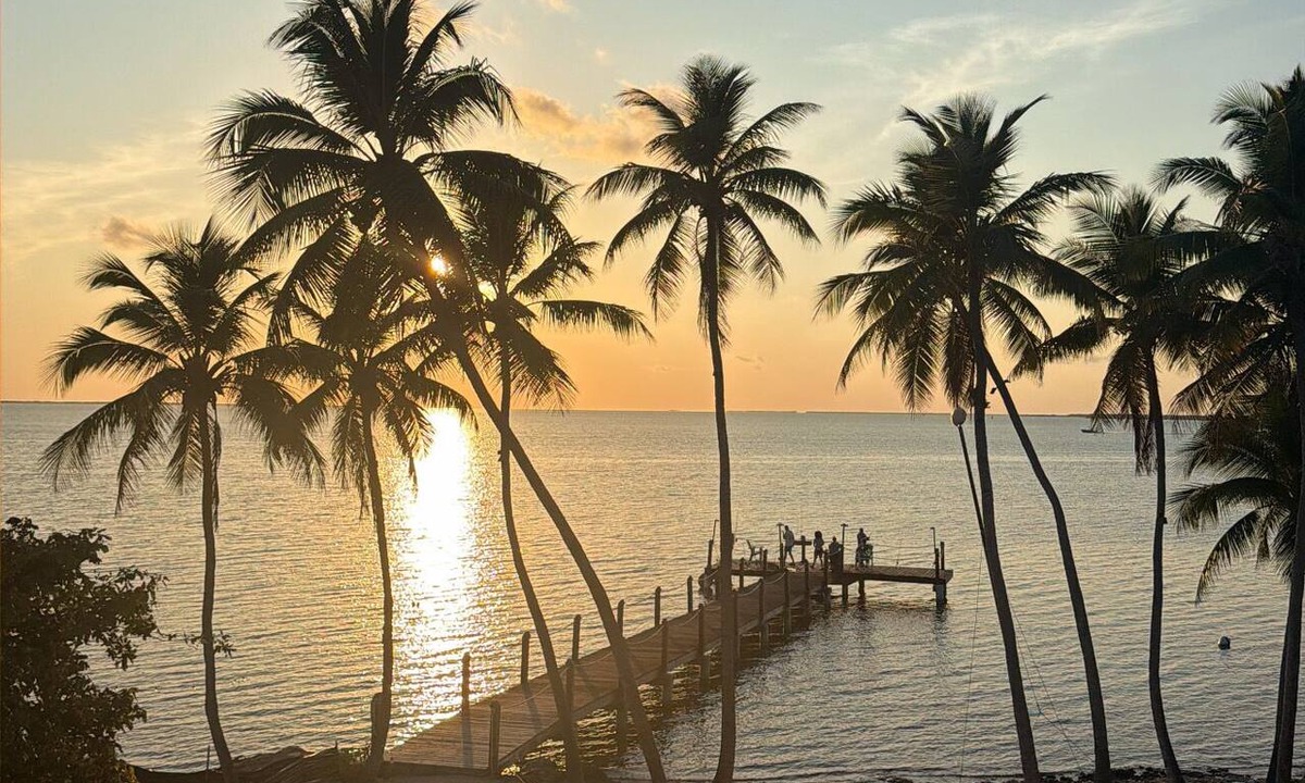 Key Largo House | Oceanfront Paradise in the Florida Keys Private Pool, Dock & Sunset Views