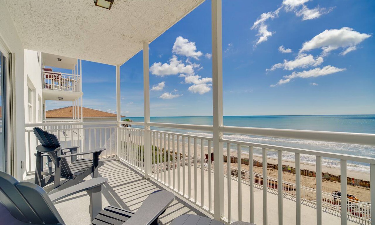 South Patrick Shores Condo | Oceanfront Satellite Beach Condo w/Balcony, Views