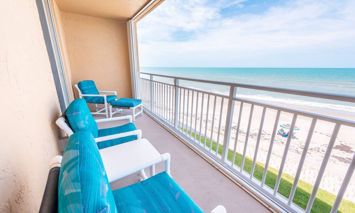 Indian Harbour Beach Condo | Oceanfront 2BR Condo 3rd Floor Balcony Views, Unit 307