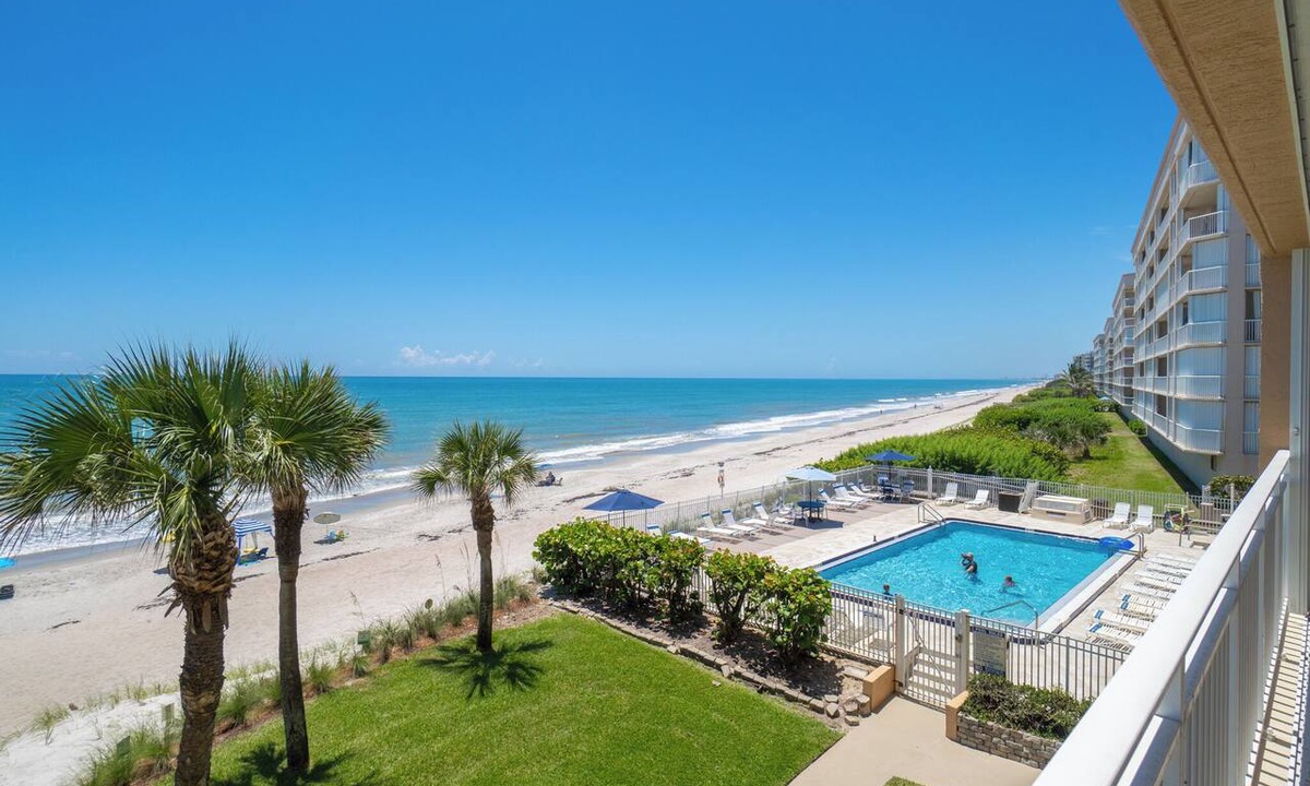 Indian Harbour Beach Condo | Oceanfront 2BR 2BA Condo 3rd Floor Balcony Sleeps 4