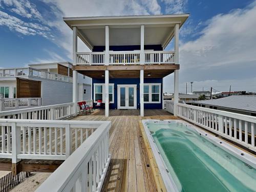 Jamaica Beach House | Oceans Edge by Ryson Vacation Rentals