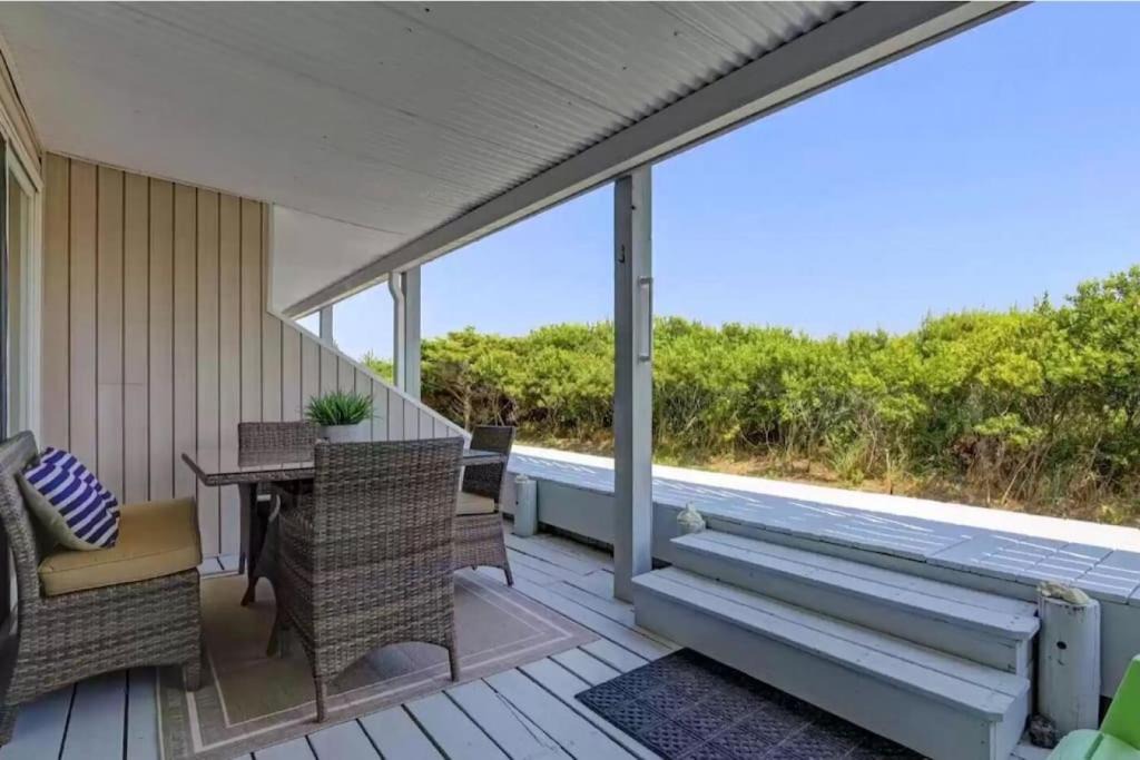 Brigantine House | ON THE SAND BEACHFRONT Condo with PARKING