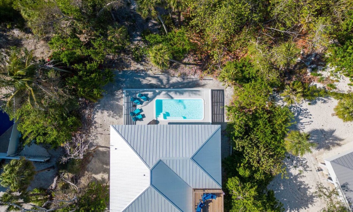 Jose's Hideaway House | ☀️ Osprey`s Nest | Relaxing Coastal Pool Retreat | Sunset Cruise & Ferry Travel Included