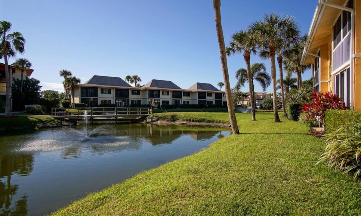 Fort Pierce Condo | OV 625 Pond/Bridge View Condo-Paradise Vacation Rental in Ocean Village