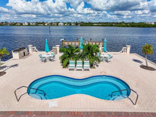 Siesta Key Apartment | Palm Bay Club By Beachside Management