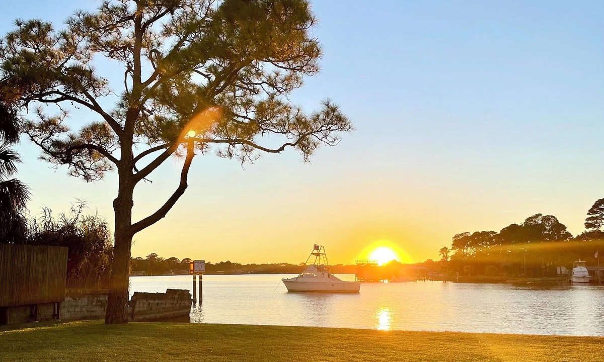 Ocean City House | Panhandle Paradise, Waterfront, 2 Dog Friendly in Fort Walton Beach. Free Activities Included!