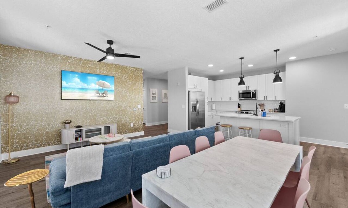 Deerwood Apartment | Paradise Escape: Stylish 3BR/2BA with Pool & Gym