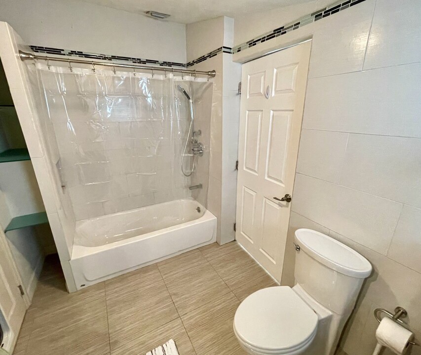Middle River Terrace House | Peaceful 2 bed/2Bath Home Close to Wilton Manors