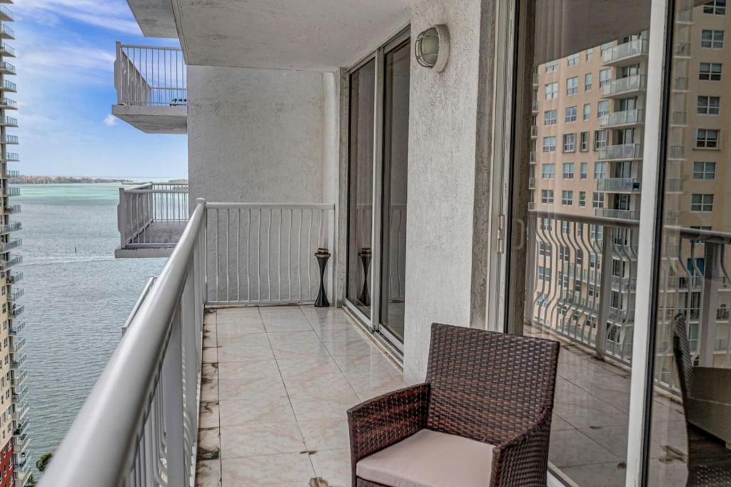 Brickell Apartment | Peaceful Brickell 1BR Water and City Outlook