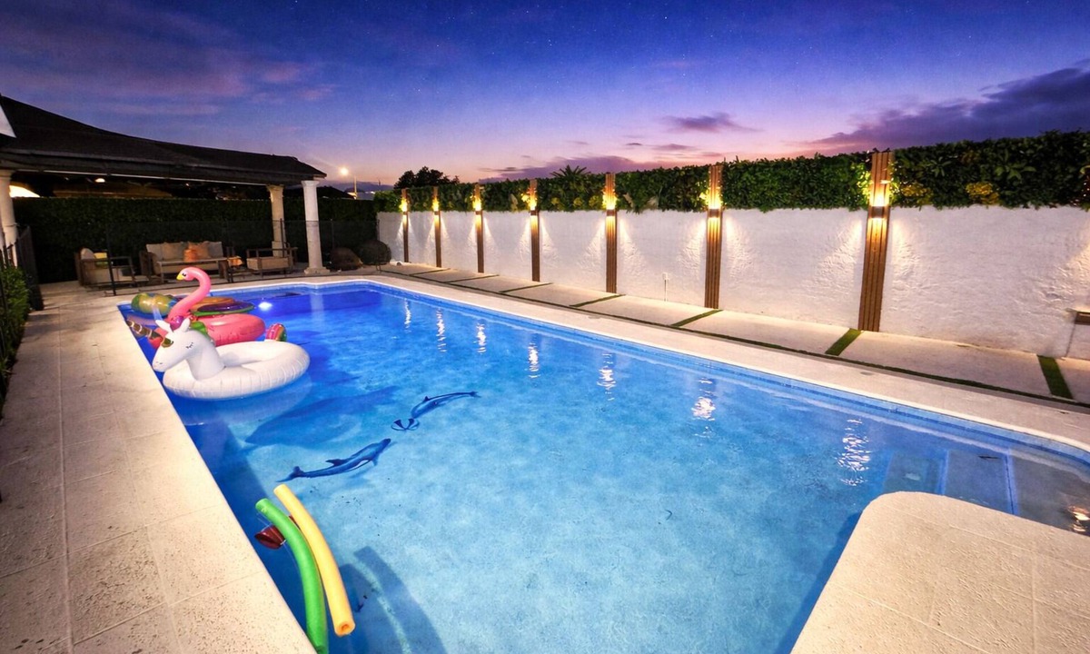 Tamiami House | Pearl Luxury Oasis · Heated Pool · Game Room