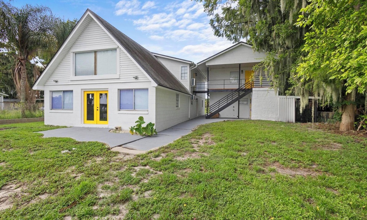 Oviedo House | Pet-Friendly 1BR Near UCF Save 32% Now
