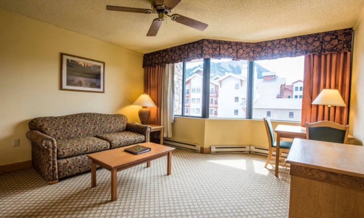 Mount Crested Butte Cabin | Pet-Friendly King Suite | Spa and Near Slopes