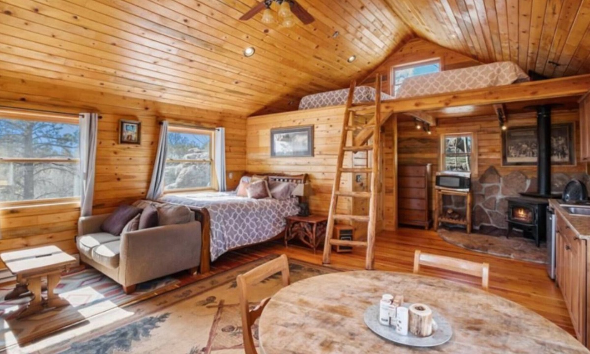 Victor House | Phantom Canyon Resort
