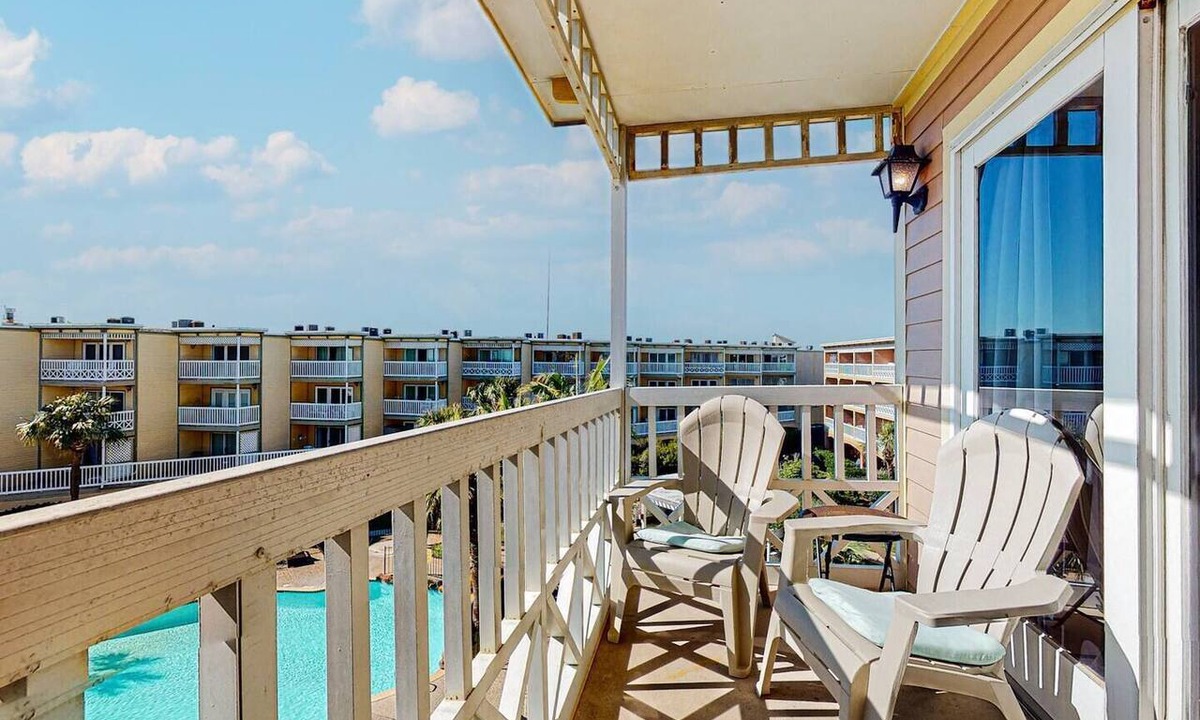 Galveston Condo | Pirates' Compass-Set Your Course for Galveston