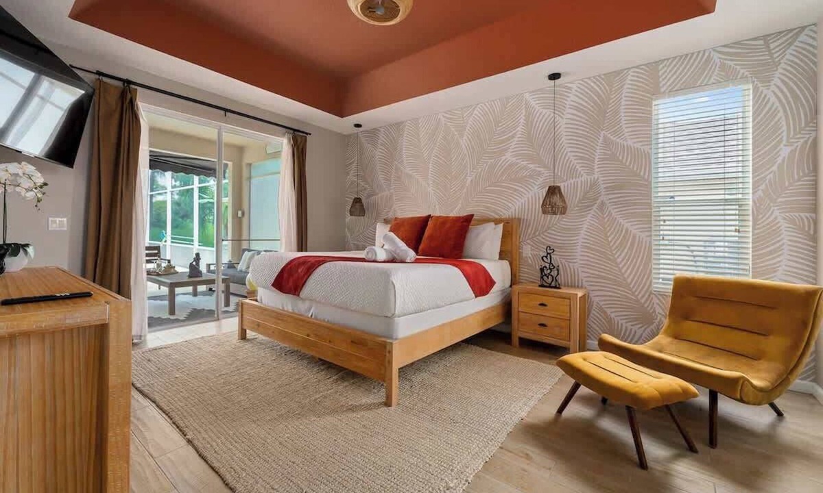 Highlands Reserve House | Pool & Spa Oasis/Golf Retreat/Near Disney/3BR Home