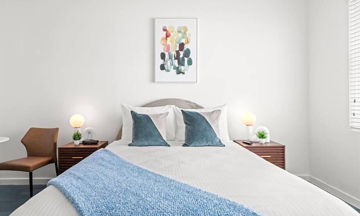 West Avenue Hotel | Pool, Terrace & ATM Onsite! Prime Miami Studio nr Beaches