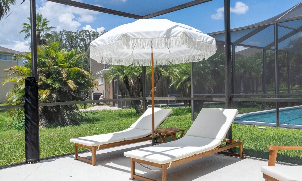 Sunset Lakes House | Pristine Fully Renovated House - 12min from Disney Parks