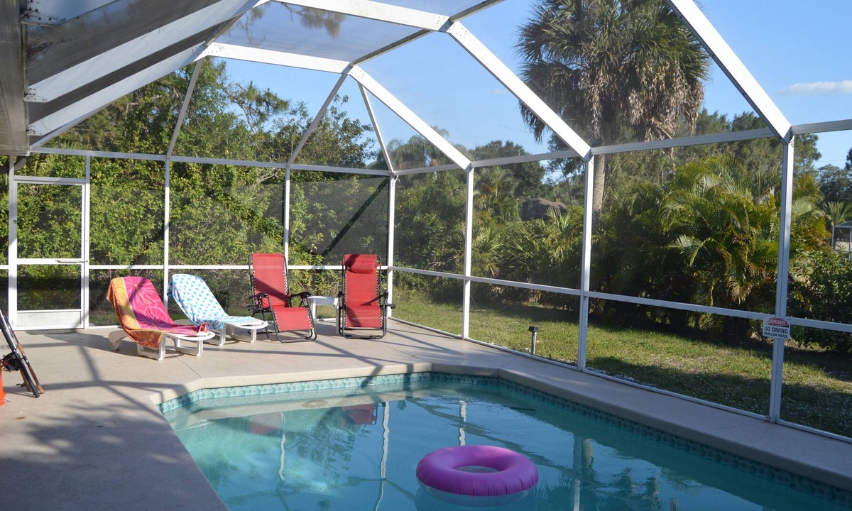 Rotonda Lakes House | Private 3 bedroom home in golf comunity with heated pool 15 minutes to beaches