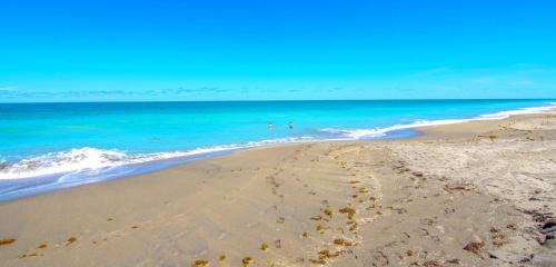 Fort Pierce Apartment | Private Beach Resort Condo, Hutchinson Island, FL