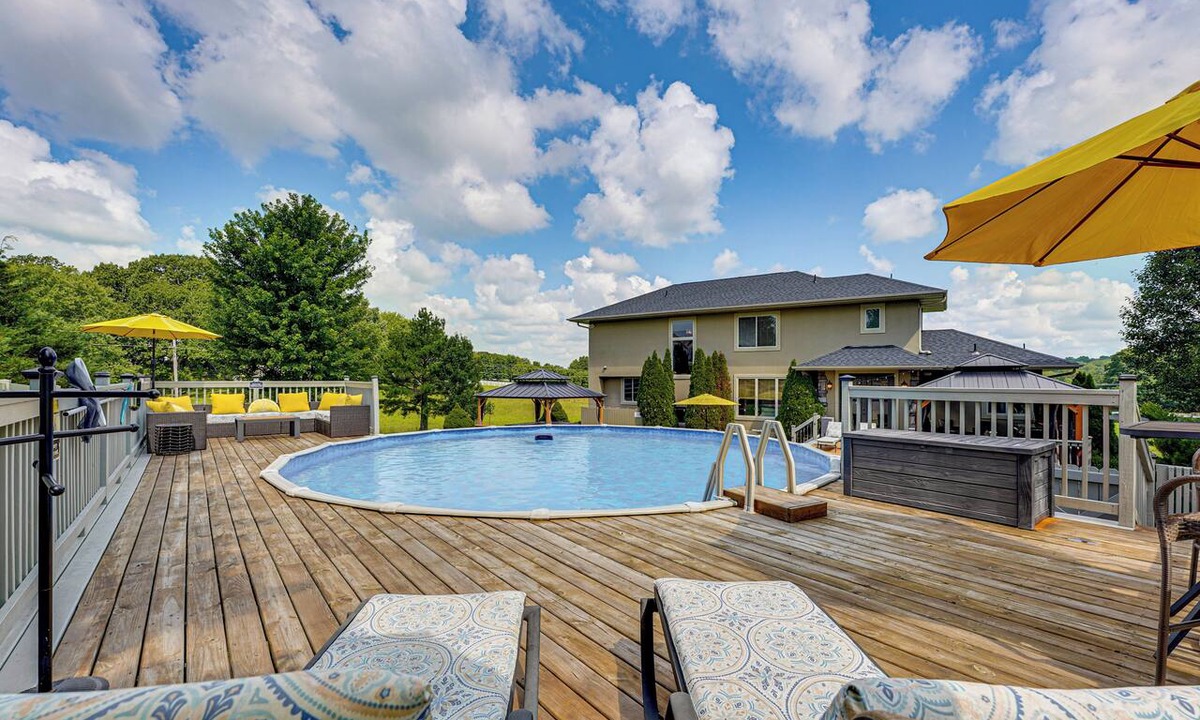 Turners House | Private Getaway! Massive Springfield Area Home