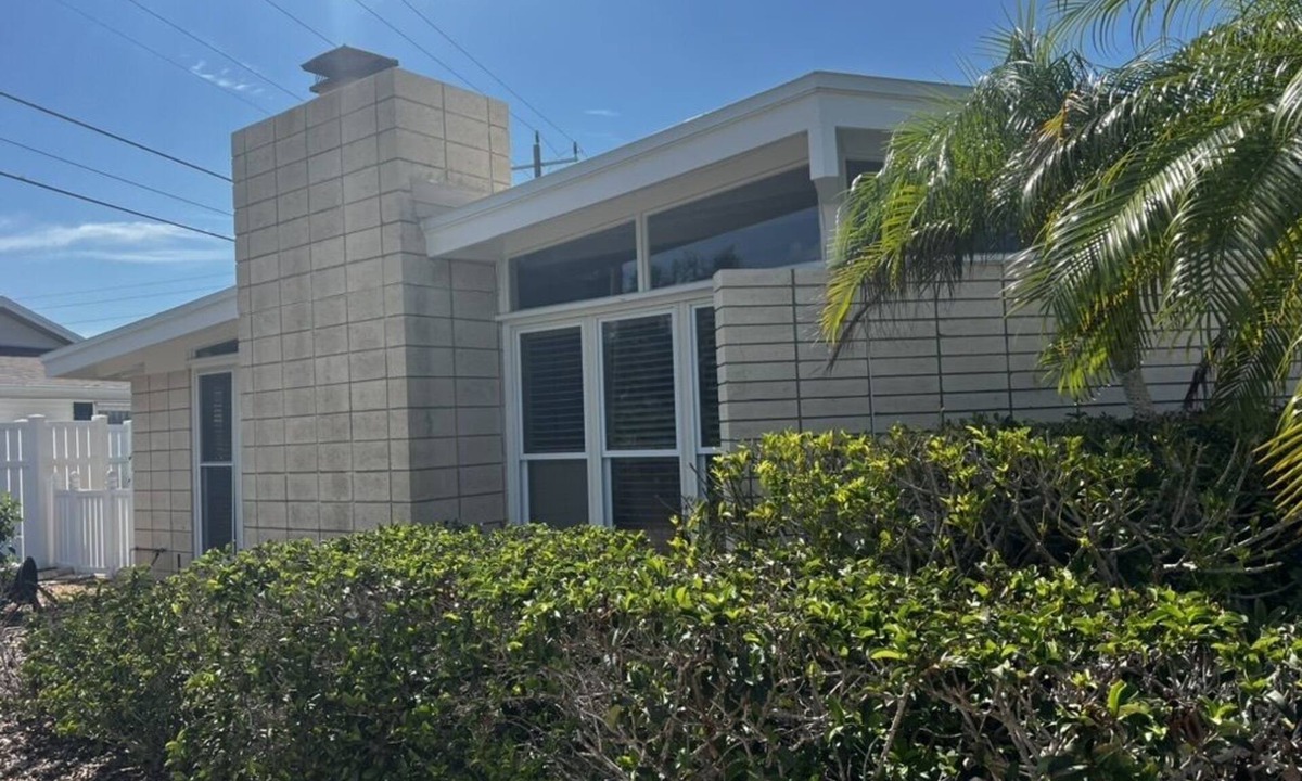 Golden Beach House | Private Golden Beach access for this Mid-Century Modern Home