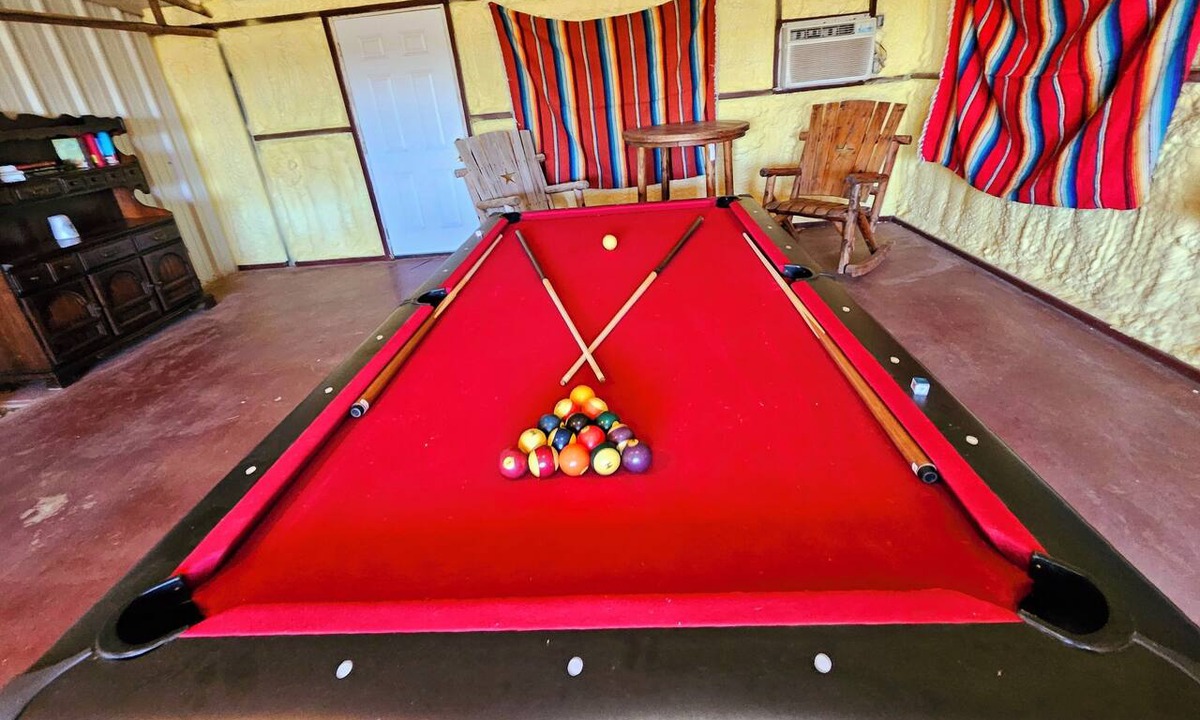Colorado City House | Private Lakefront Retreat - Fishing, Game Room, Fire Pit - Lake Colorado City TX