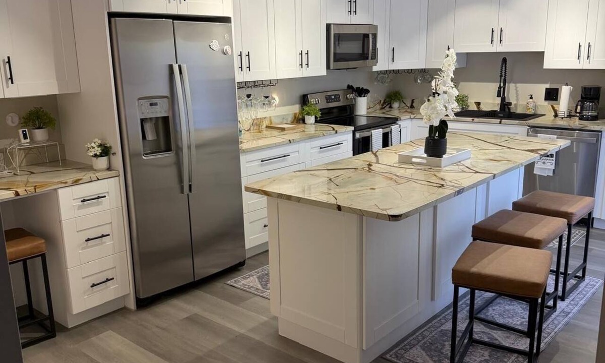 Delray Beach House | Private Lakefront Townhouse for Seasonal Rentals