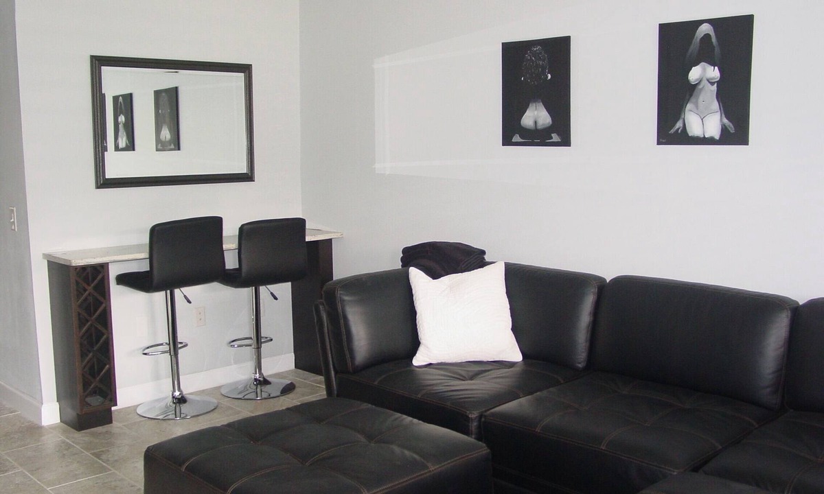 Lutz Condo | Private nudist resort! New AC & sectional. rent 3 get 1 free. Spring specials