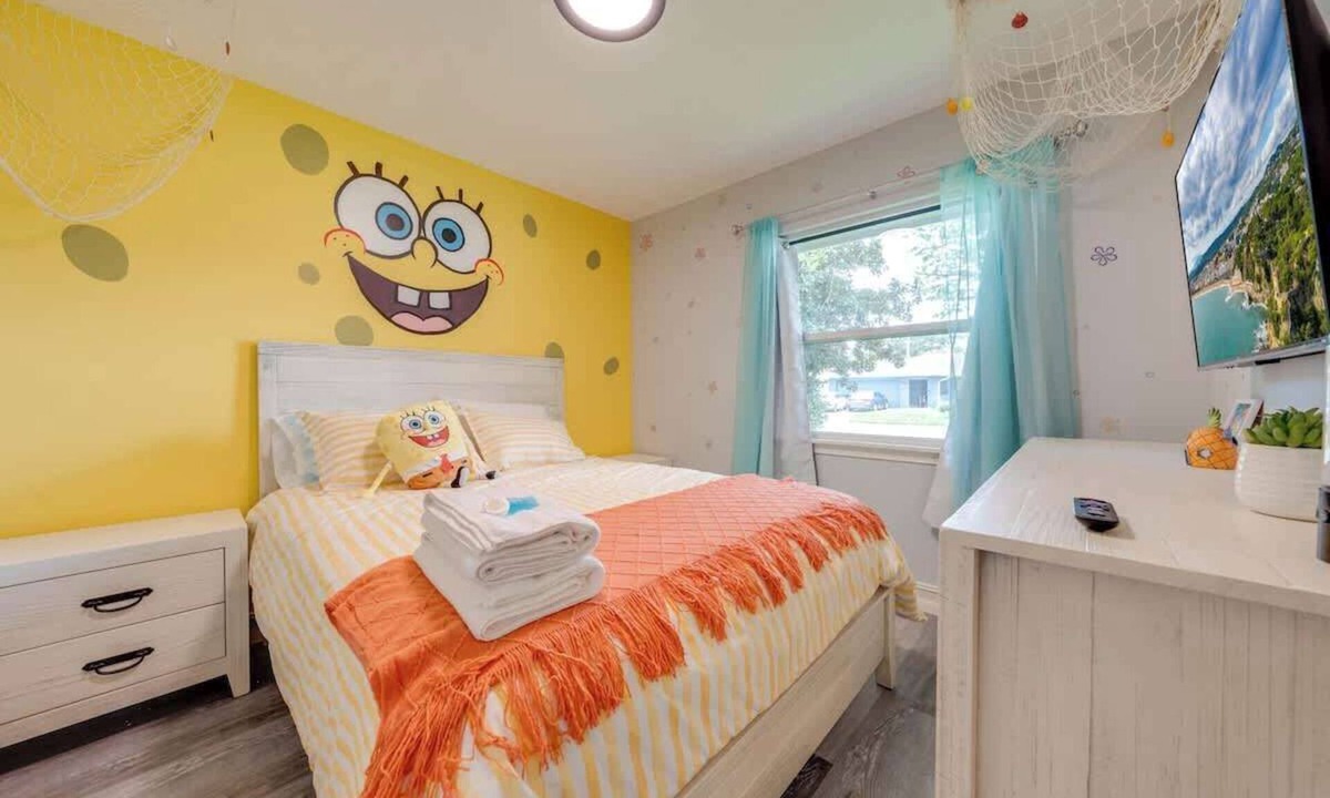 Oak Ridge House | Private Pool Home 15 Min to Universal Studios