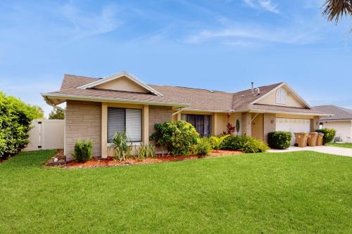 Indian Ridge House | Private Pool, Home Theater & Dog-Friendly Retreat Near Disney