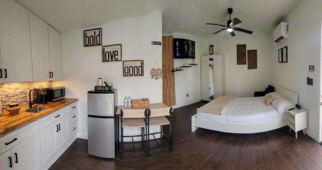 Pebble Point House | Private Suite Independent Entrance, All Amenities