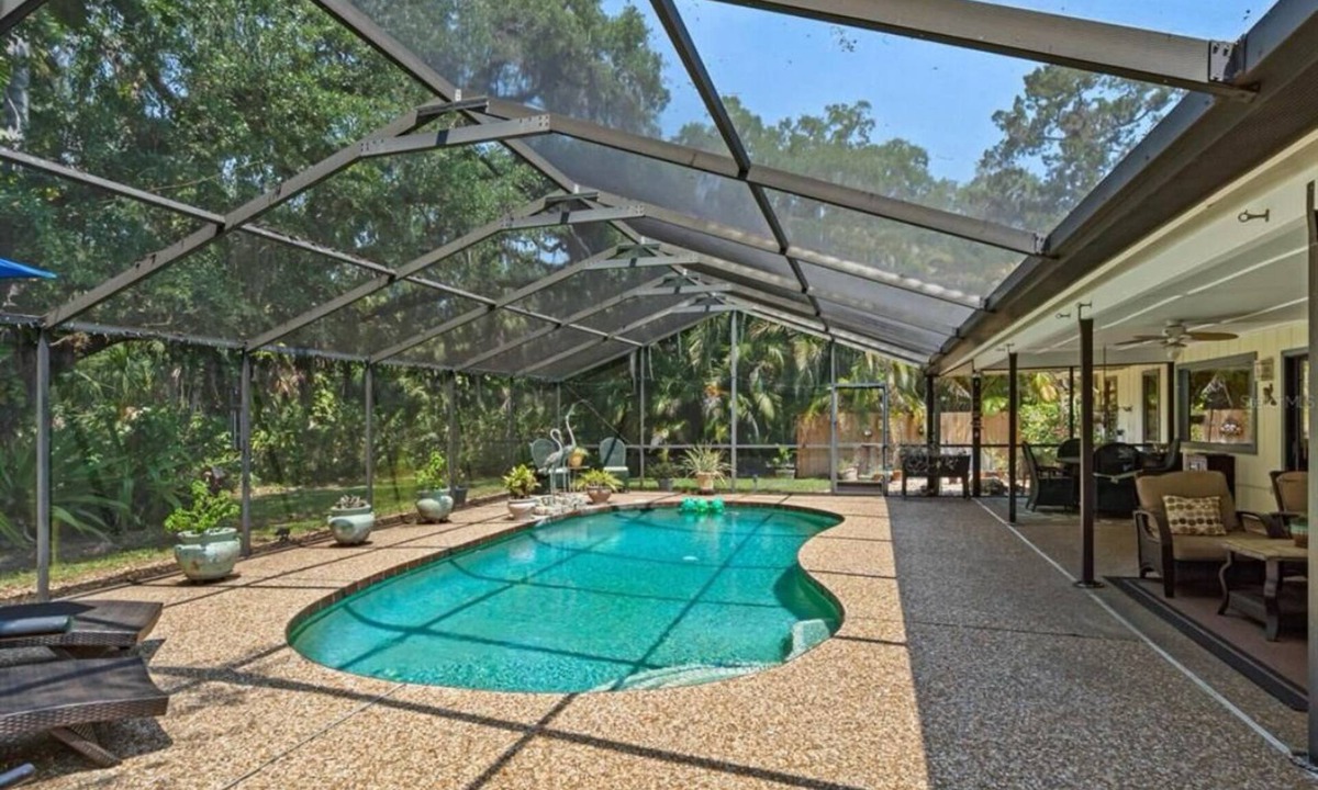 Fruitville House | Private Tropical Oasis VR25-00152