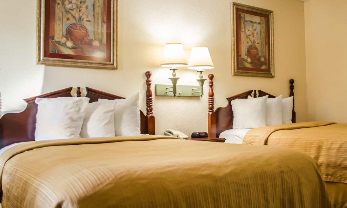 Crystal River Hotel | Quality Inn Crystal River