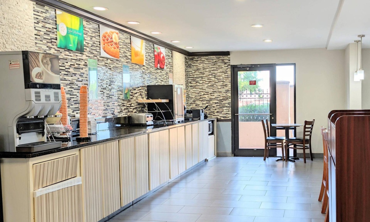 Irving Hotel | Quality Inn DFW Airport North
