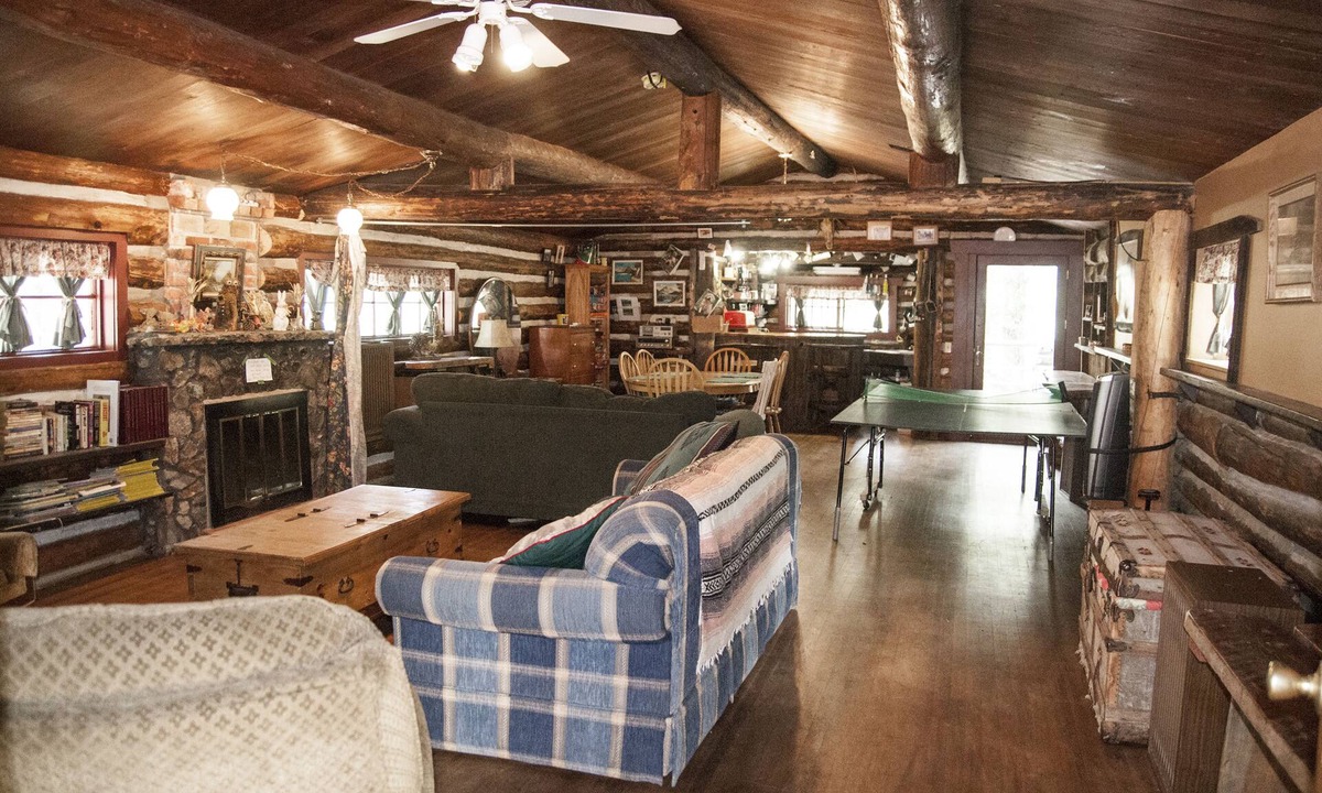 Nathrop Cabin | Rabbit Den of Bunnylane Cabins "Pay it Forward"