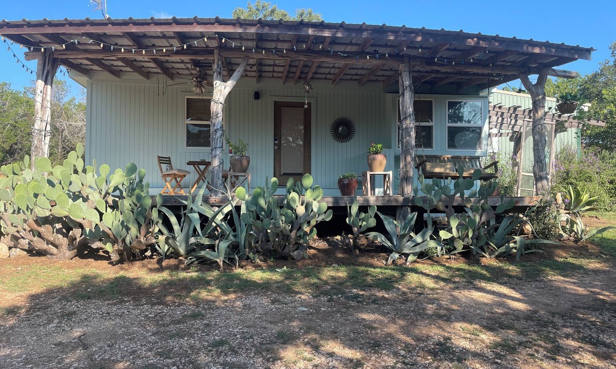San Marcos House | Relax, Create & Explore – Peaceful Retreat Near Downtown San Marcos & the River