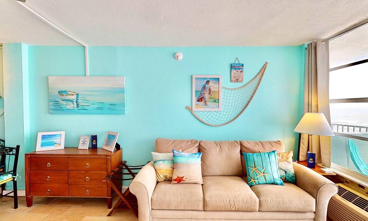East Daytona Condo | Relaxing Beachfront Studio w/Balcony Views & Shared Pool