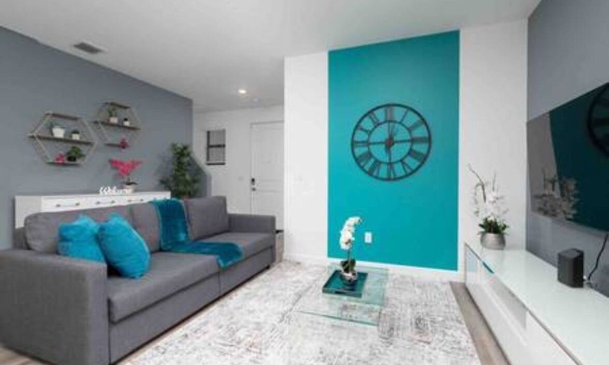 Survey Creek House | Resort style 2/2.5 palmaire
