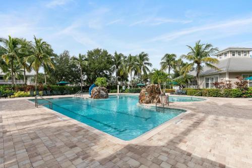 Naples House | Resort-Style Naples Getaway in Lely Resort