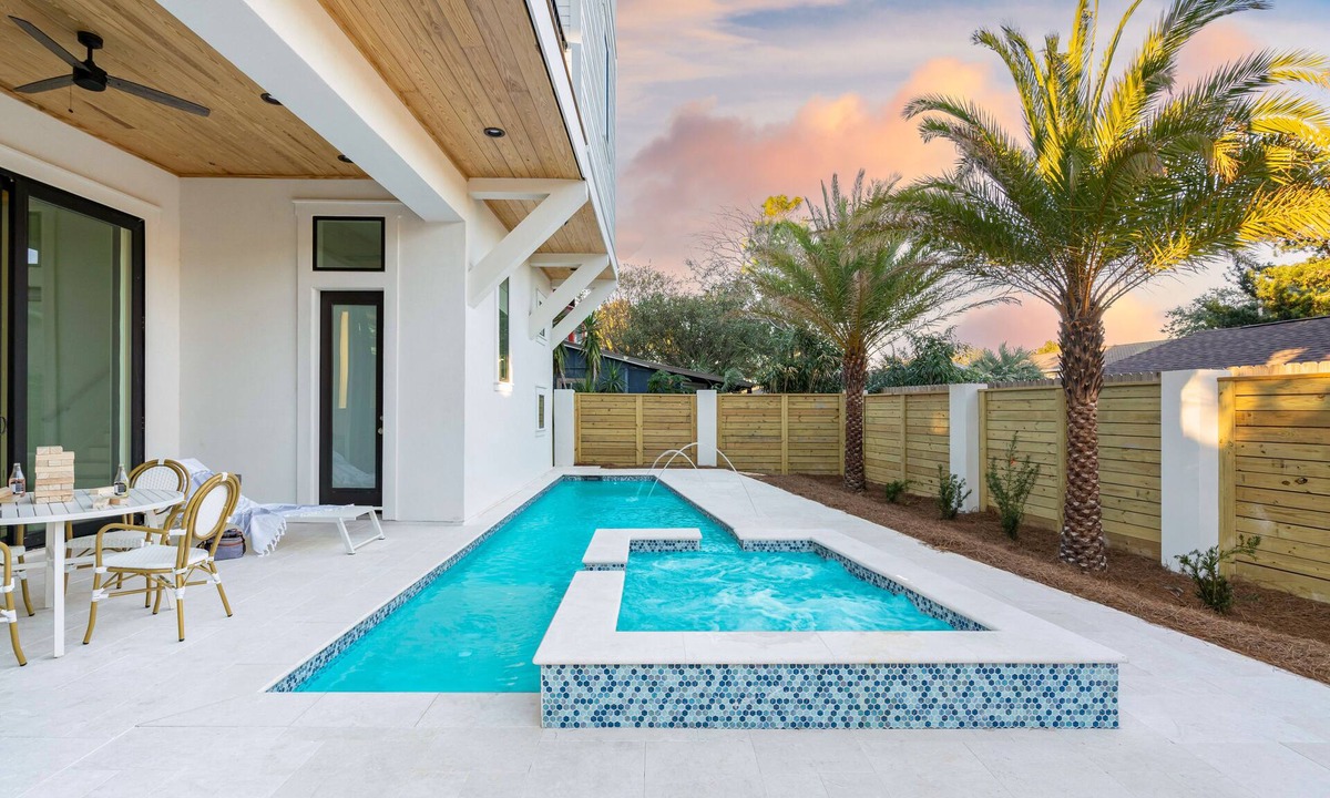 Frangista Beach House | Rooftop Lounge + Pool + Hot Tub | Walk to Beach | Rendezvous by AvantStay