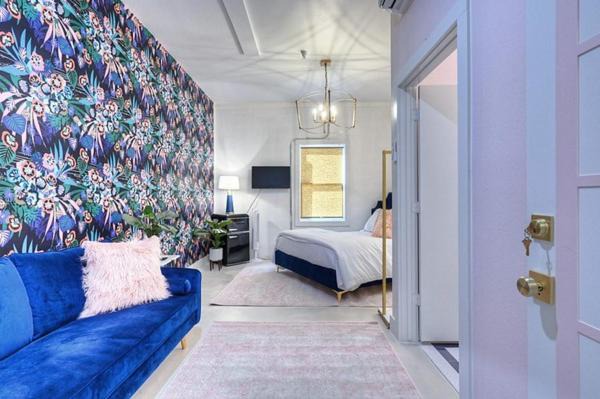 Galveston Hotel | Room 2 Oleander Hotel Walk to Cruise Terminal, Restaurants & The Strand