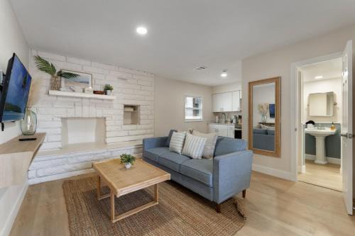 Parsuns To Cocoa Beach Apartment | Saltwater Bungalow