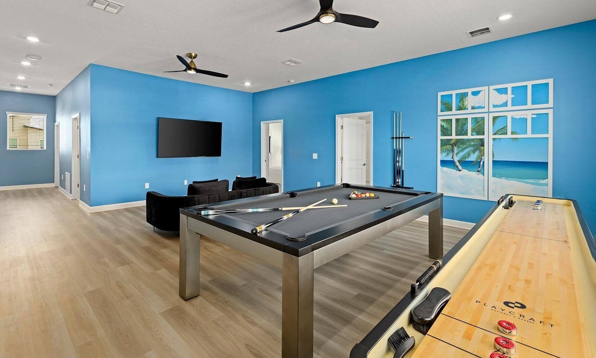Melbourne Beach House | Sandy Harbor| Premium New Beach Home with Pirate Theme Room, Arcade & More