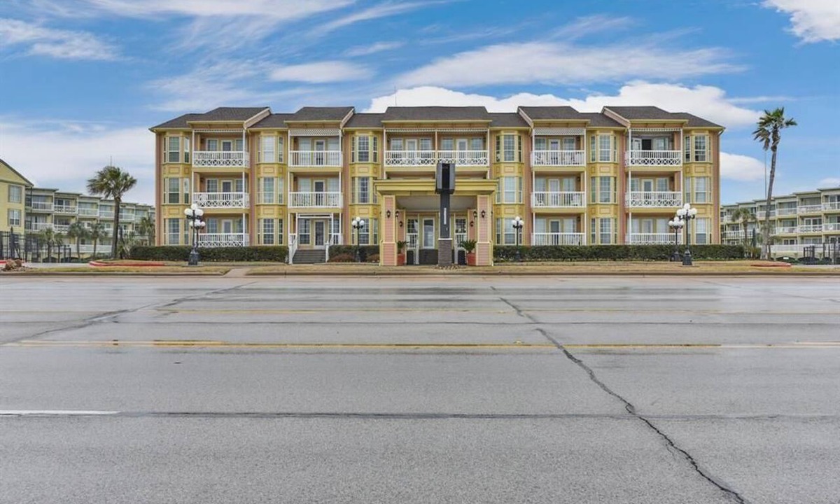 Galveston Condo | Seas The Day-Winter Texans Welcome