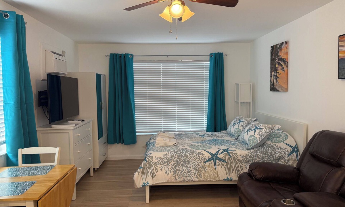 Boynton Beach Apartment | Seashell 4- Luxury Studio close to the beach!