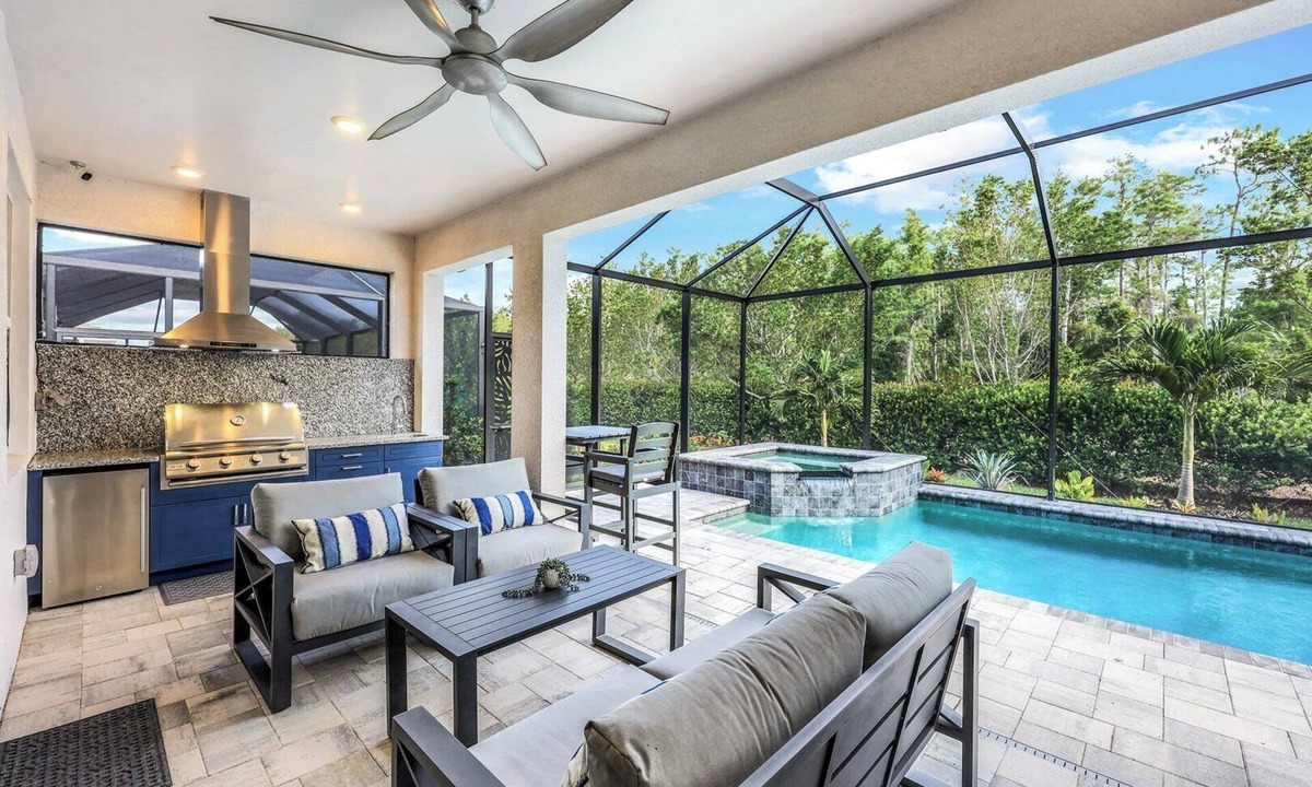 Bonita Springs House | Seasons at Bonita