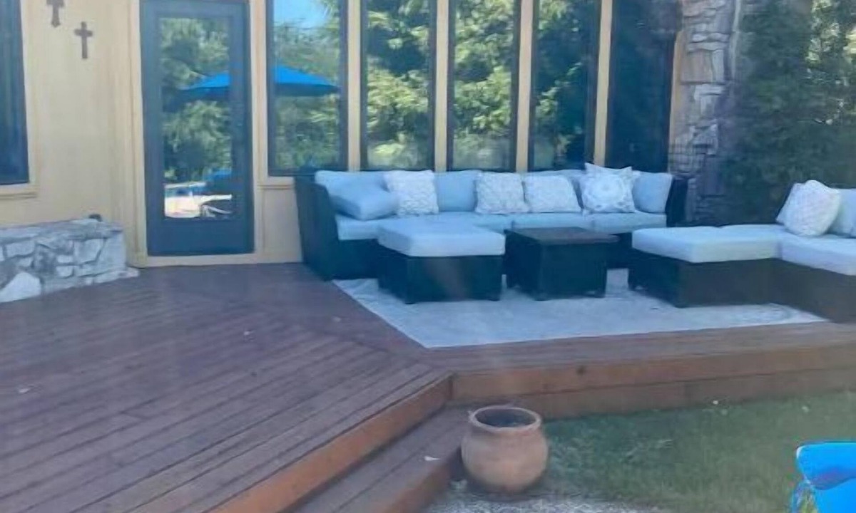 Annetta North Villa | secluded 3 bedroom Ranchette w/Pool hillside Aledo
