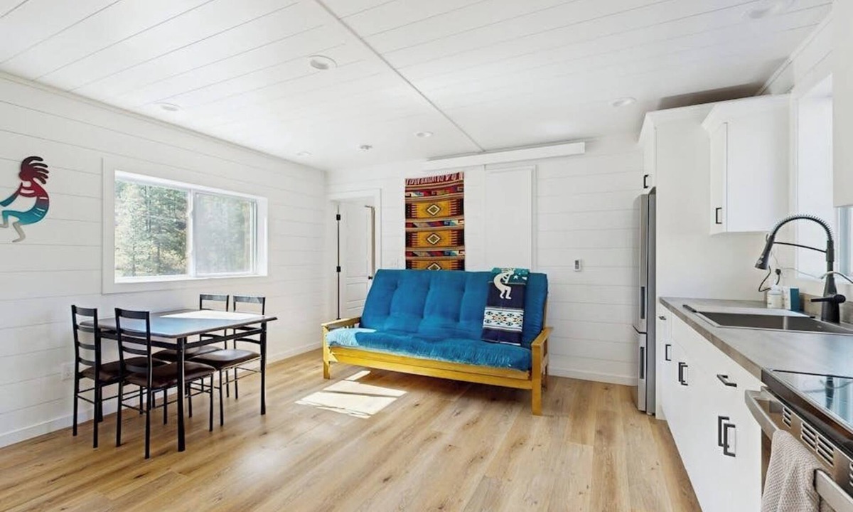 Aspen Springs House | Secluded Southwest Soul: Trails, Views, & Remote Work Ready