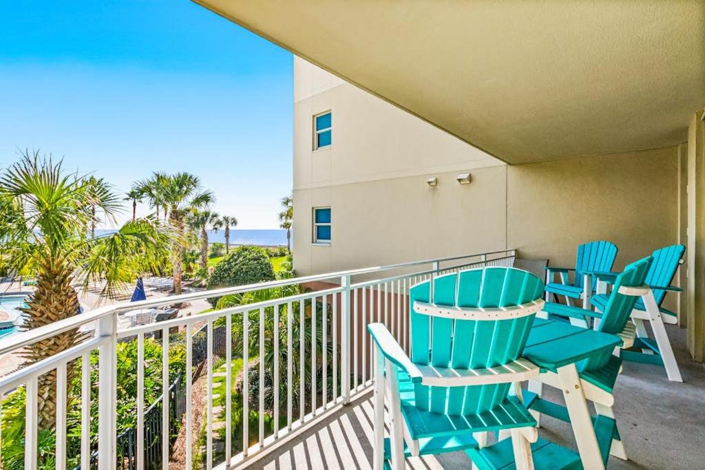 Fort Walton Beach House | Second floor bright & Spacious condo with resort amenities ocean views & W&D