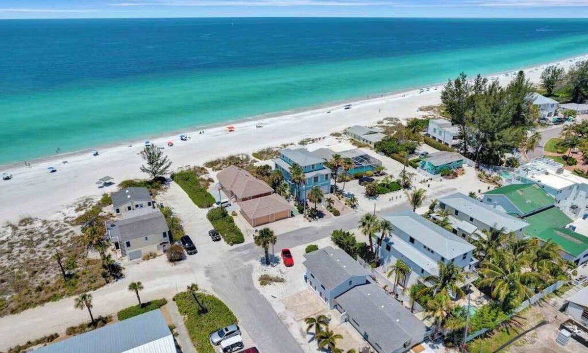 Ilexhurst Apartment | Serene oceanfront suite with Gulf view, grill, patio, central AC, & WD